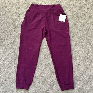 Beyond Yoga Spacedye Midi Jogger - size Large - Augergine Beet - New with Tags